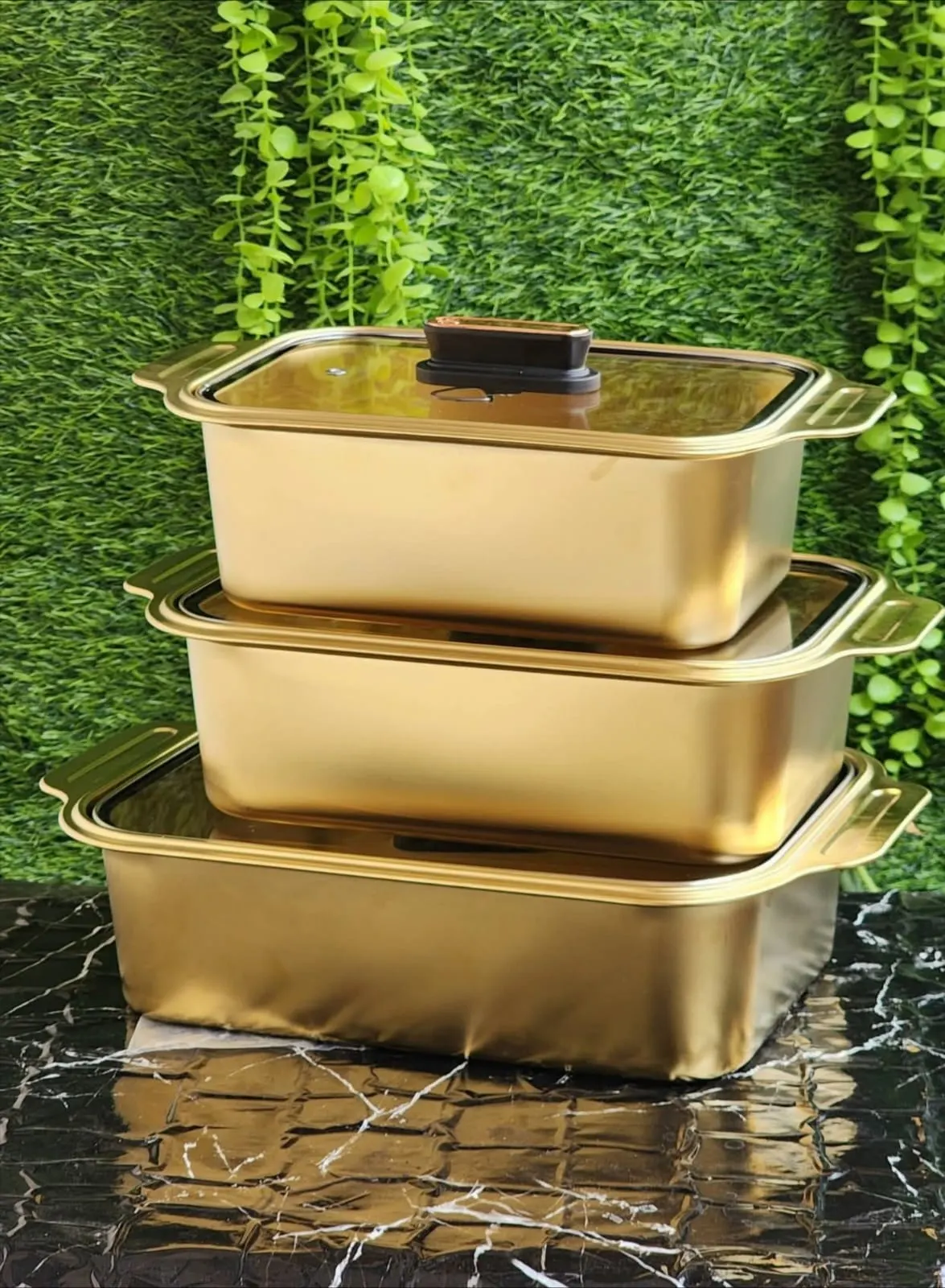 3pc ss Golden servingdish with glass lid - Image 2